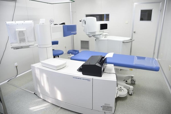 三类医械洁净室首次验证案例：合规与基准的双重实现